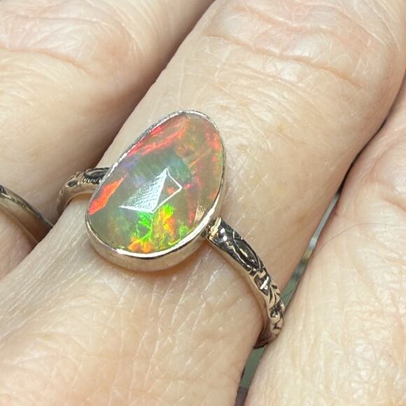 Pear Rose Cut Natural Ethiopian Opal Ring 925 Sterling Silver Size 9 Carved Band - Picture 5 of 5